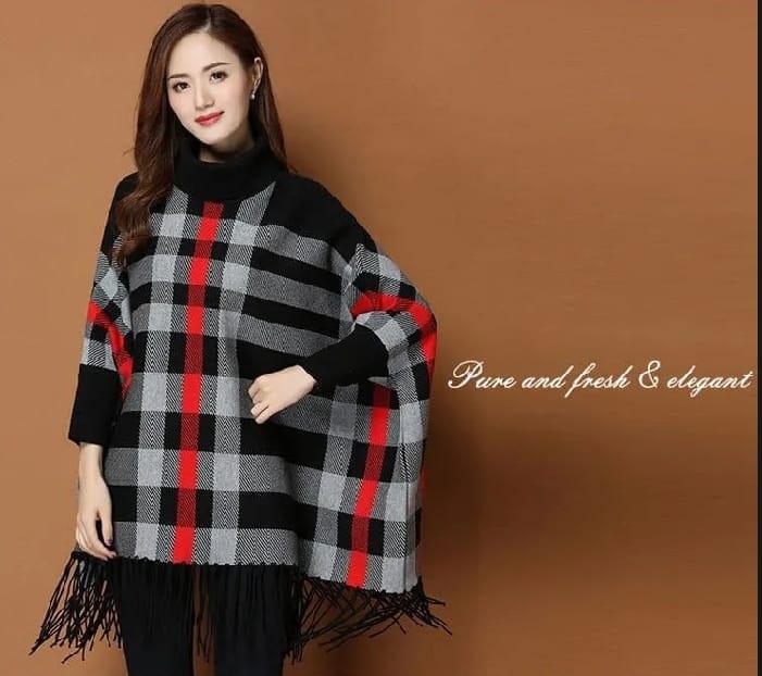 New Women’s Checkered Bat-Wing Fleece Poncho