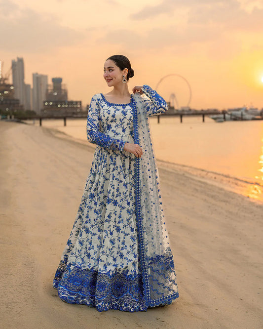 Trending Hania Amir Printed Maxi Dress 3PC With Lace Work Dupatta
